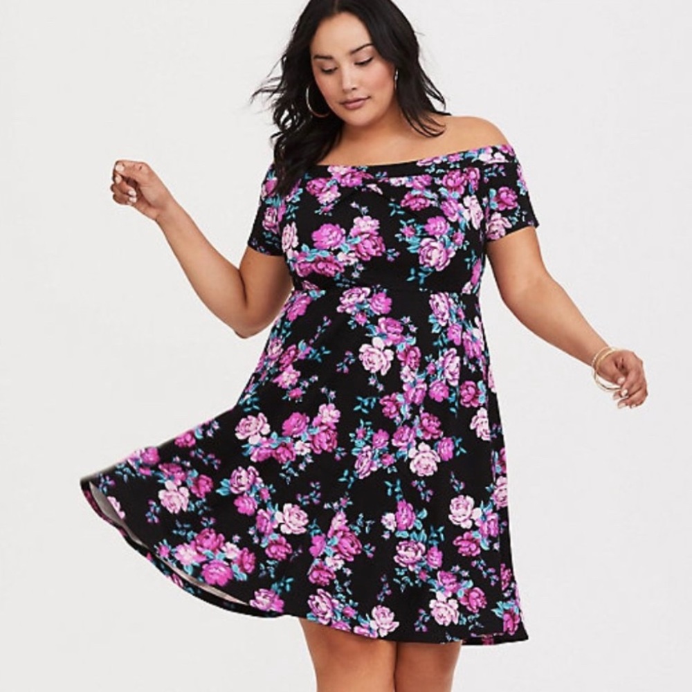 NWT Torrid Off the Shoulder Black and Floral Dress
